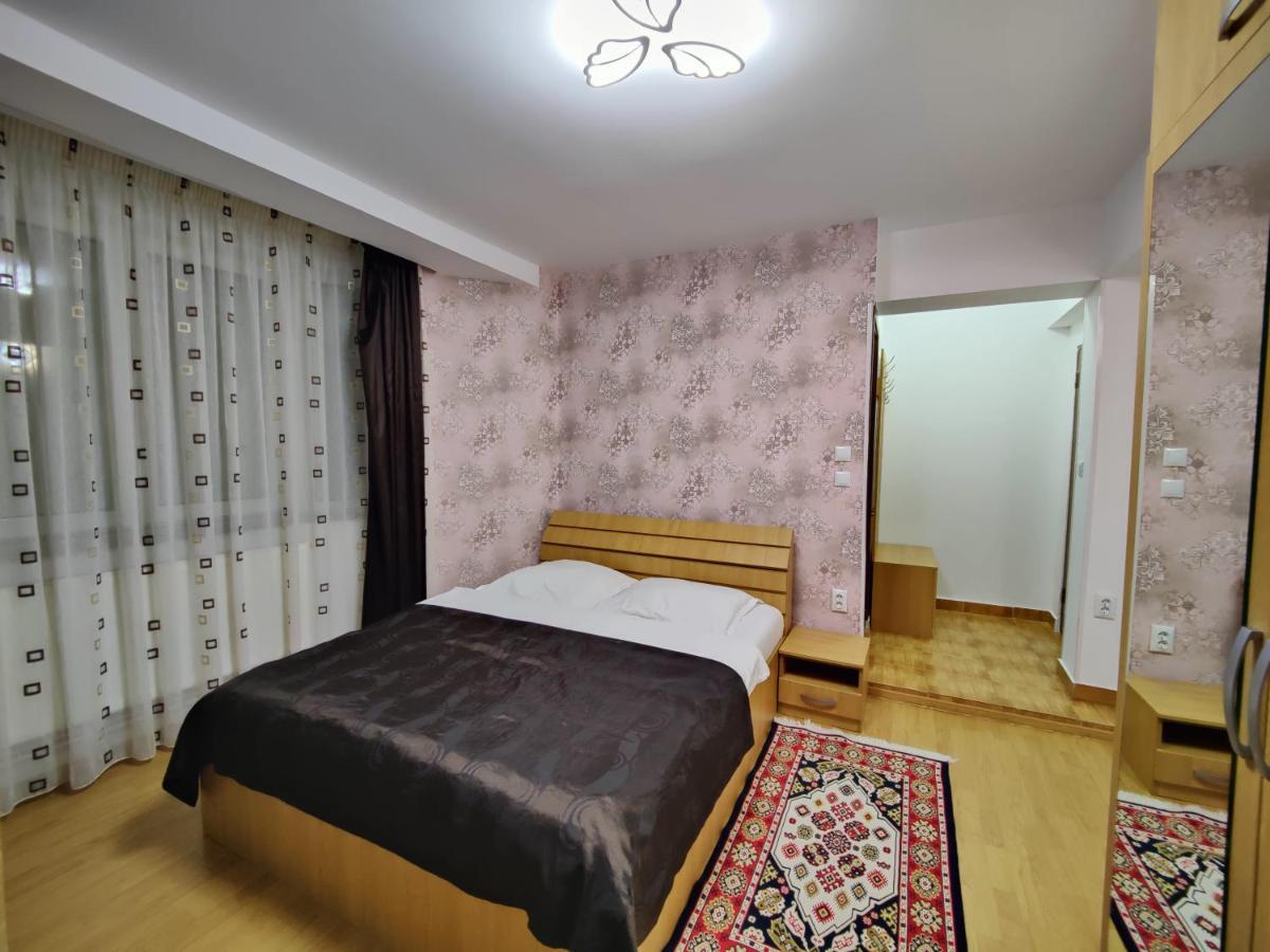 Отель Casa Adina Синая Экстерьер фото
