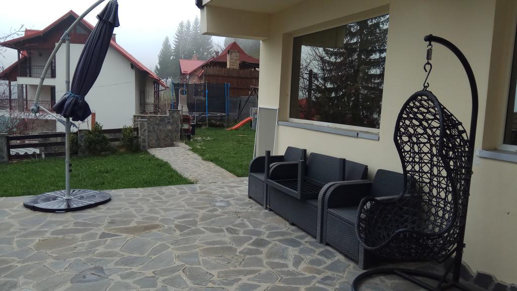 Отель Casa Adina Синая Экстерьер фото